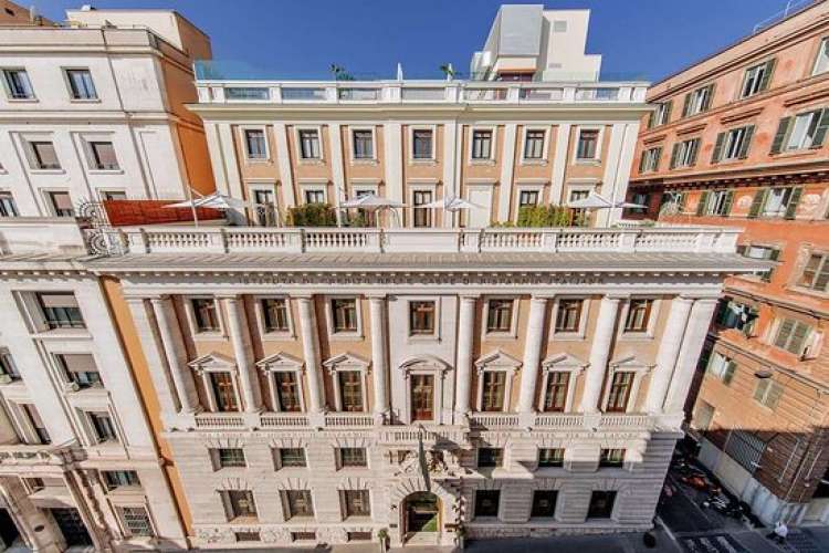 Bartender, chef de rang, commis de rang, manager: gli Hilton di Roma cercano personale