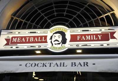 Le polpette di Abatantuono vanno alla grande e i suoi locali cercano personale