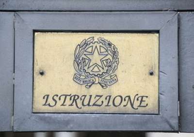 Personale Ata: in arrivo due bandi per 2.870 posti