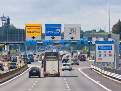 Autostrade per l'Italia assume diplomati e laureati a tempo indeterminato