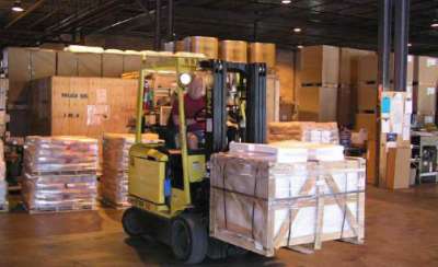 MAGAZZINO IN APERTURA A ROMA (ZONA TIBURTINA) CERCA OPERATORI