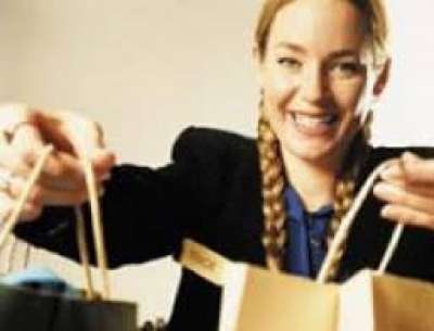 Articolo 1 seleziona addetti/e vendita per brand di lusso al Nord e Centro Italia