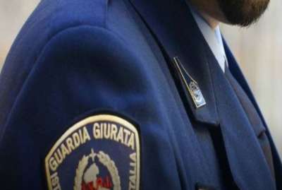 10 guardie giurate armate per strutture pubbliche e private di Milano e provincia