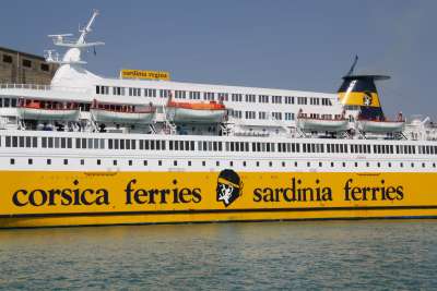 50 ADDETTI ALLA RISTORAZIONE E ALL'ACCOGLIENZA PER LA COMPAGNIA DI NAVIGAZIONE CORSICA SARDINIA FERRIES