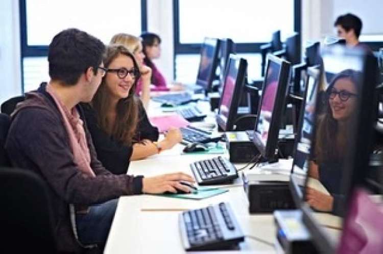 Tirocinio per 10 neolaureati nel settore informatico a Roma