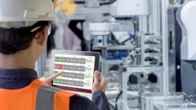 TIM seleziona specialisti per manutenzione impianti rete fissa e mobile