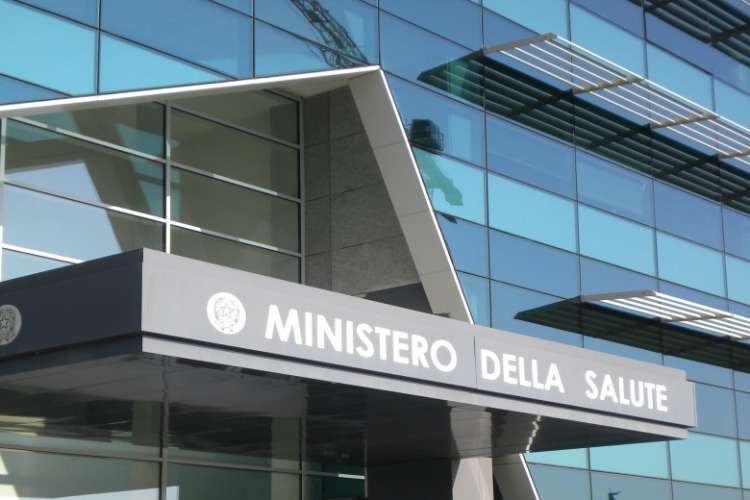 Piccoli annunci: 618 opportunit&agrave; nel Lazio. Nella Sanit&agrave; 77 contratti