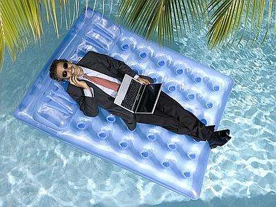 Su www.lavorofacile.info aggiornamenti anche nel mese di agosto