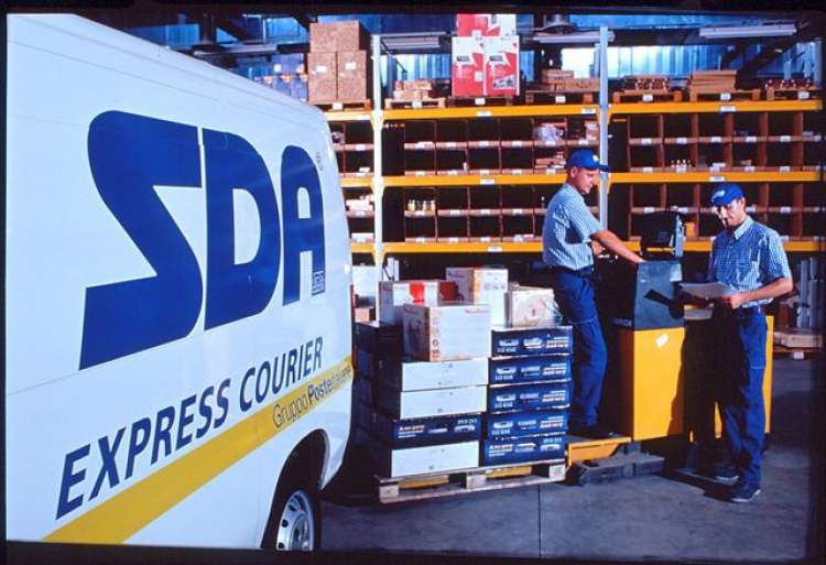 SDA EXPRESS COURIER CERCA ADDETTI ALLO SMISTAMENTO SULLA ZONA DI PADOVA: CONTRATTO DI 6 MESI