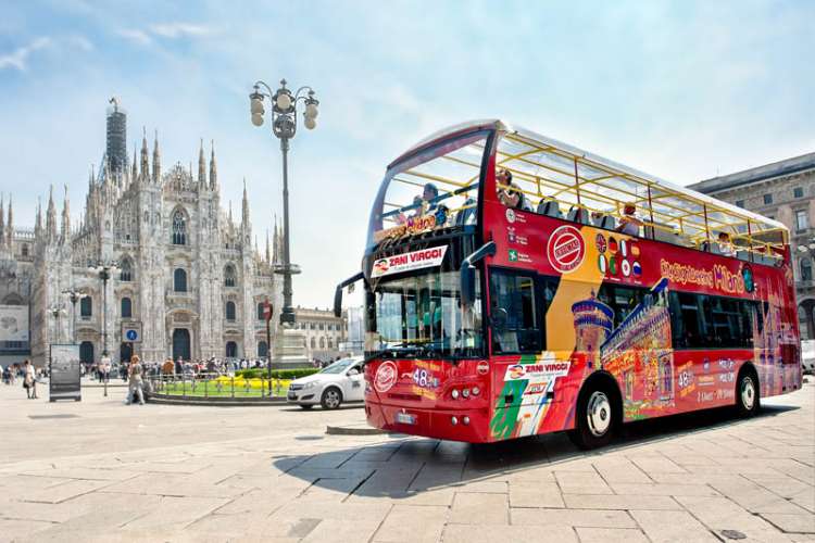 20 AUTISTI DI BUS DI LINEA E GRAN TURISMO A MILANO