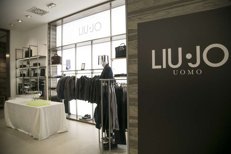 40 per Liu Jo che va alla grande: l&rsquo;azienda apre un negozio anche a Parigi