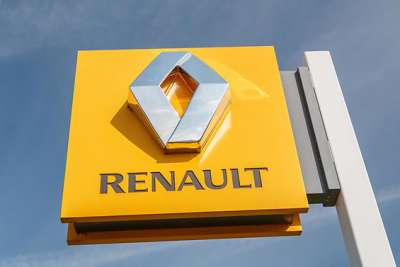 9 NEL GRUPPO RENAULT: MANAGER E OPERAI A ROMA E BARANZATE