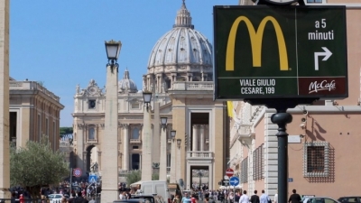 140 ADDETTI RISTORAZIONE VELOCE PER MCDONALD&rsquo;S: 40 A ROMA