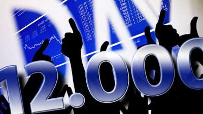 12.000 FAN SULLA PAGINA FACEBOOK DI LAVORO FACILE