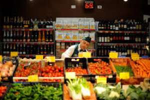 Supermercato di Roma cerca 27 addetti ai reparti cassa, scaffalatura, gastronomia, macelleria, pescheria e ortofrutta