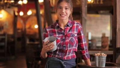 RISTORAZIONE. 600 ADDETTI SALA E CUCINA PER OLD WILD WEST