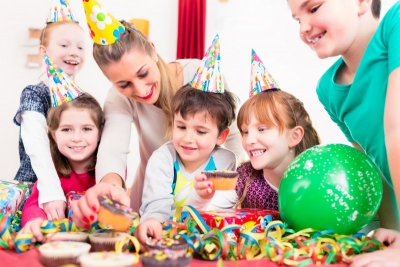 ANIMATORI PER BAMBINI NEI CENTRI COMMERCIALI A ROMA