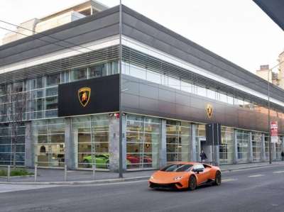 LAMBORGHINI CERCA INGEGNERI, OPERAI E TECNICI
