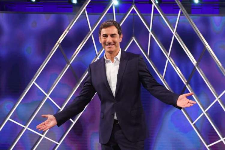 Amadeus, Alessandro Borghese, Max Giusti e Flavio Insinna ti cercano