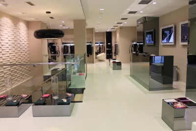 MODELLISTE, INDOSSATRICI E STILISTE PER ELISABETTA FRANCHI