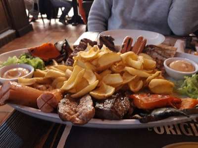 Old Wild West cerca addetti sala e cucina per il ristorante nel centro commerciale Roma Est