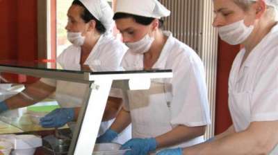 Addetti mensa per aziende di Pomezia, Frosinone e Priverno