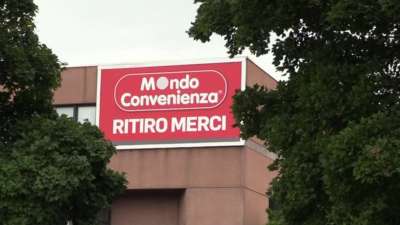 Mondo Convenienza cerca magazzinieri per la sede in provincia di Roma