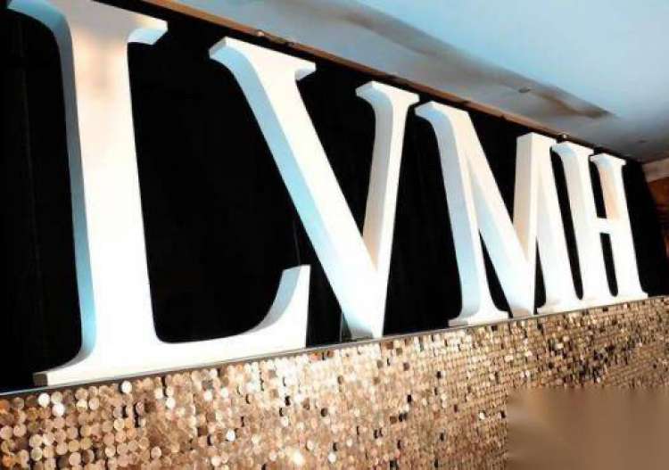 Per Bulgari, Celine, Loro Piana, Louis Vuitton, Sephora&hellip; 200 nel lusso del Gruppo Lvmh