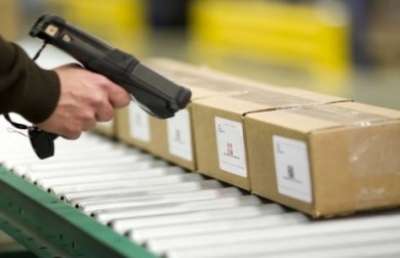 Nota azienda settore trasporti cerca 2 addetti distribuzione pacchi a Roma