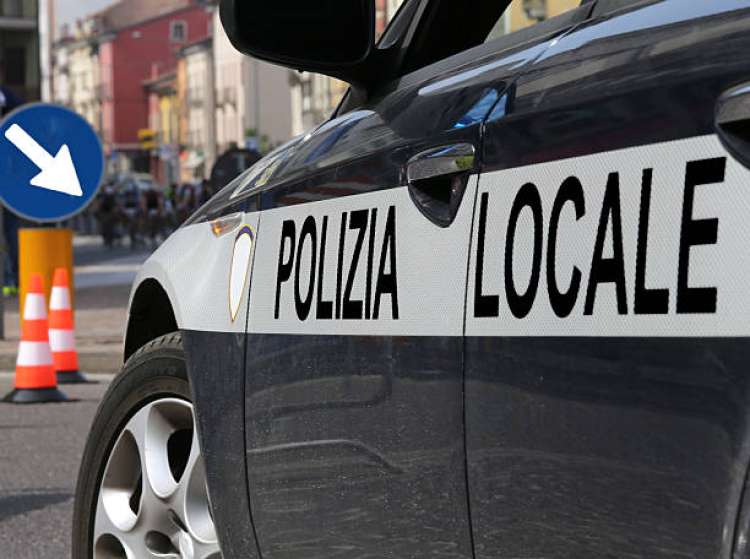 Comune di Sabaudia: concorso per 6 istruttori di polizia locale
