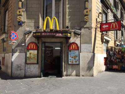 McDONALD&rsquo;S CERCA PERSONALE NEI RISTORANTI A ROMA