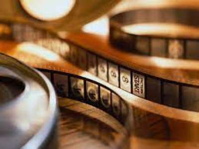 Attrici e attori per uno show televisivo e per la fiction &ldquo;I delitti del Barlume&rdquo;, pi&ugrave; interpreti per il musical &ldquo;Aladin&rdquo;. Subito la domanda