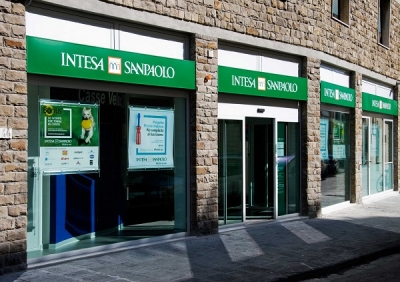 INTESA SANPAOLO PUNTA ANCHE SULLE CASE E CERCA 90 AGENTI