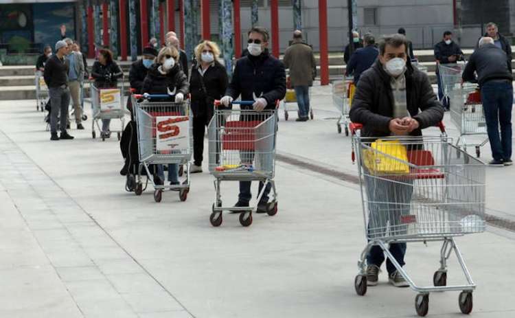 Addetti vigilanza per controllo accessi e gestione code supermercati di Frosinone