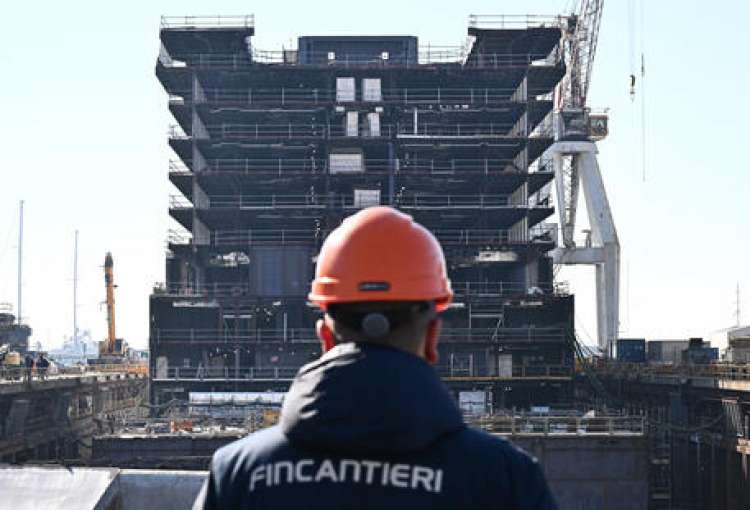 Fincantieri assume 77 nuove figure professionali: stipendio fino a 1.980 euro al mese