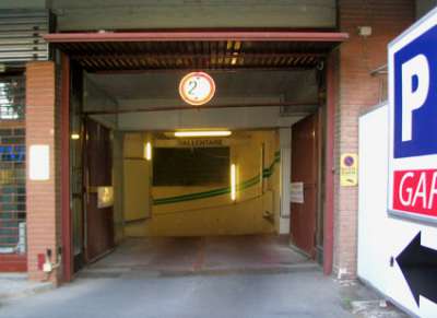 Autorimessa di Roma assume 5 addetti/e pulizie, rifornimento e movimentazione mezzi