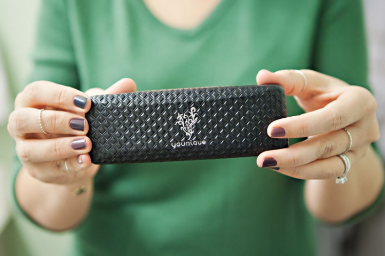 100 CONSULENTI PER I PRODOTTI DI BELLEZZA YOUNIQUE