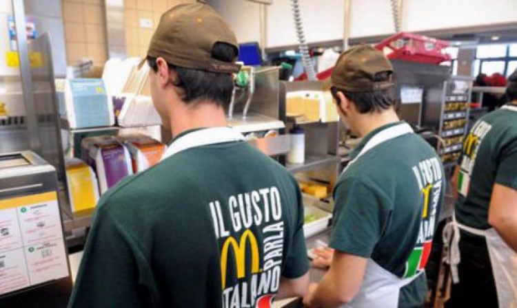 250 IN MCDONALD&rsquo;S: ADDETTI RISTORAZIONE VELOCE E MANAGER
