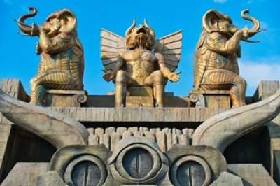 200 per Cinecitt&agrave; World: addetti alle attrazioni e ai biglietti, cassieri, commessi&hellip;