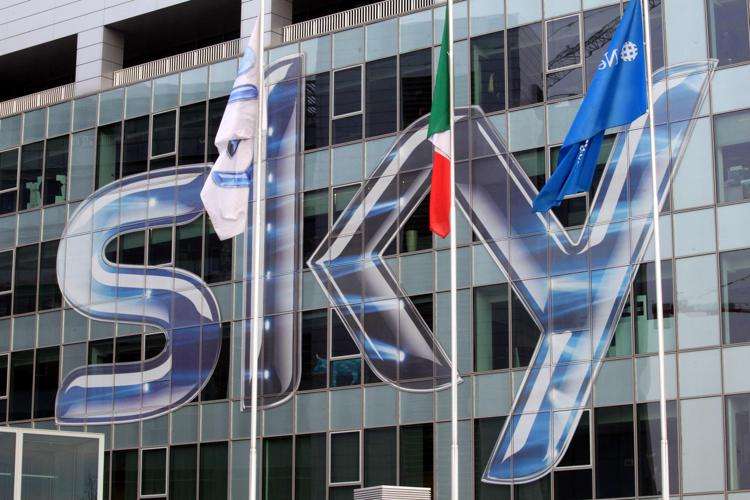 Sky Italia cerca 20 addetti vendita con esperienza a Roma e in tutta Italia