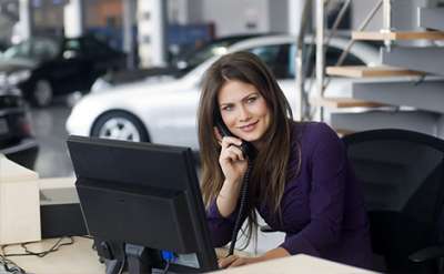 4 RECEPTIONIST FRONT DESK NEL SETTORE AUTOMOTIVE A ROMA