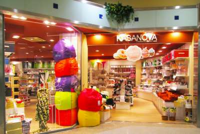 Commessi, magazzinieri, store manager, visual: 50 per Kasanova