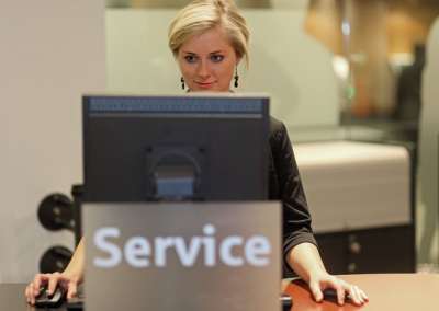 ADDETTO/A RECEPTION-UFFICIO POSTA SEDE ROMANA MULTINAZIONALE