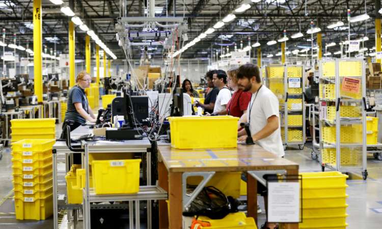 AMAZON CERCA OPERATORI PER IL CENTRO A PASSO CORESE