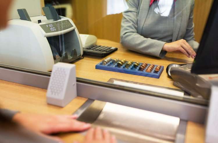 Istituto di credito assume addetti allo sportello in provincia di Roma