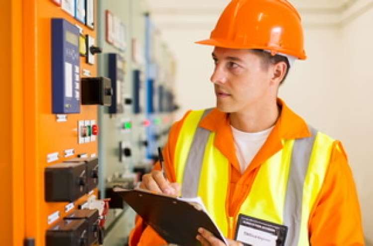 37 operai per pulizia, manutenzione e ristrutturazione edifici in provincia di Roma