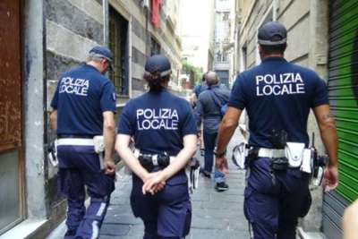 15 vigili urbani per il Comune di Fiumicino: per partecipare al concorso c&rsquo;&egrave; tempo fino al 25 agosto