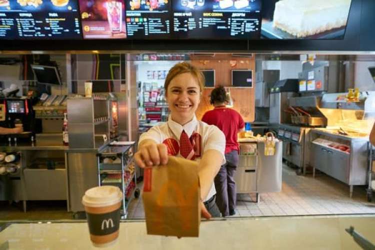 McDonald&rsquo;s seleziona addetti alla ristorazione a Roma e altre citt&agrave;