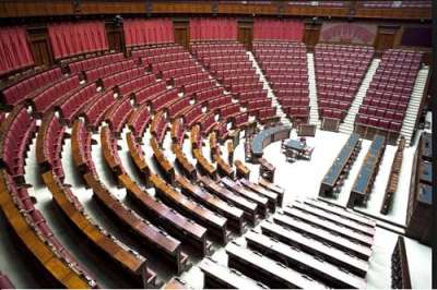 60 tra Camera e Presidenza del Consiglio: coadiutori, ragionieri e segretari