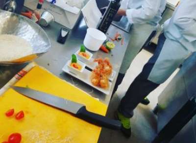 Societ&agrave; del settore ristorazione cerca 20 addetti cassa, cucina e tavola calda a Roma